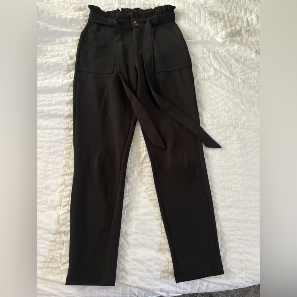 Bundle of pants - Picture 8 of 11